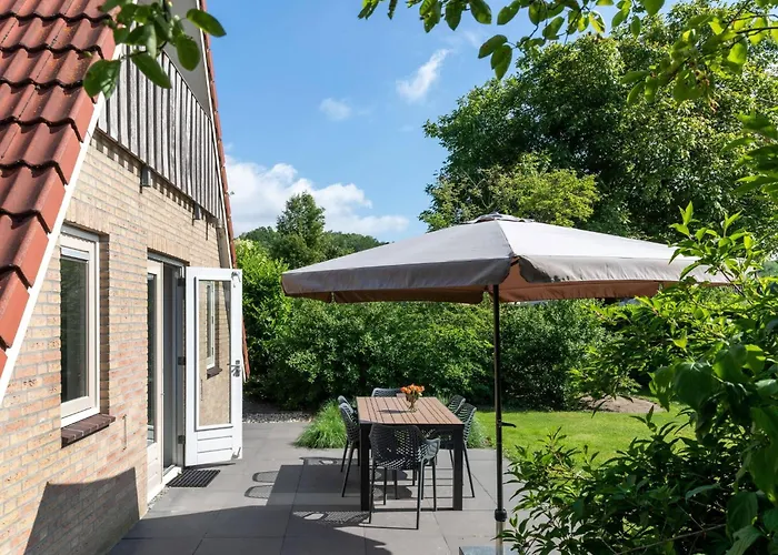 With Garden Сasa de vacaciones